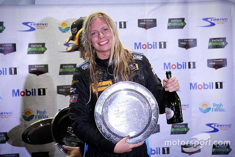 Christina Nielsen repete pai e vai correr 24 horas de Le Mans