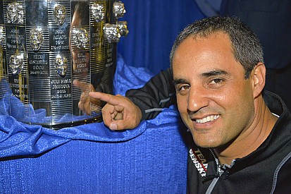 Montoya reveals second “face” on Borg-Warner Trophy