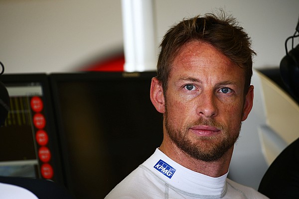Button revela que pensou em deixar F1 após 2015 ruim