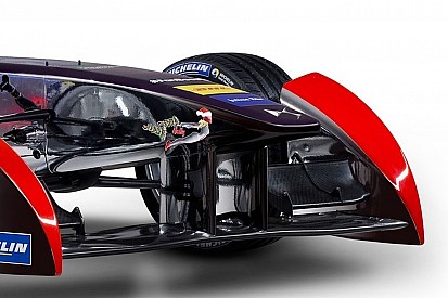 DS Virgin Racing in... livrea natalizia in Uruguay