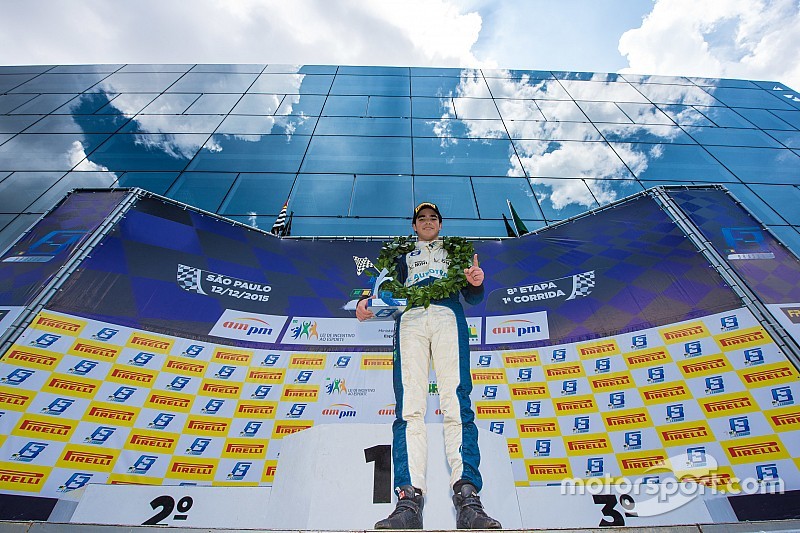 Pedro Piquet celebra vitória em Interlagos