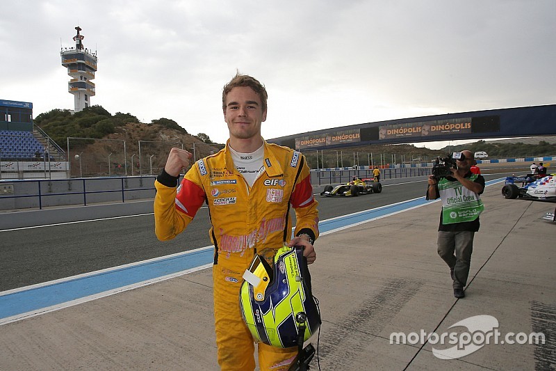 Tom Dillmann bat le record du circuit de Barcelone
