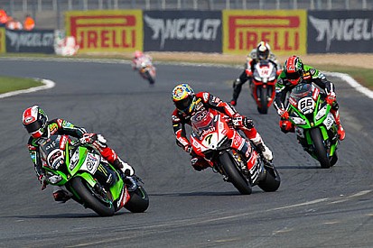 Nuovo format SBK 2016, ecco le prime reazioni dei piloti