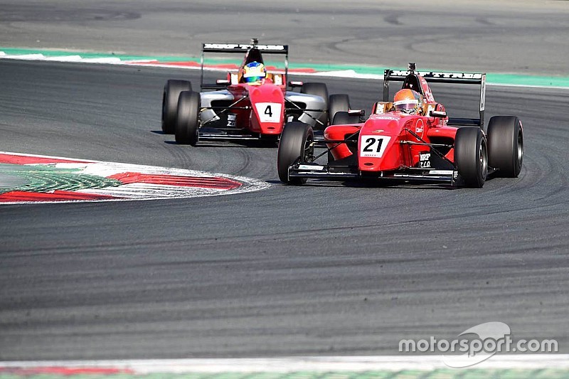 Dubai MRF Challenge: Fittipaldi wins final race, Newey disqualified