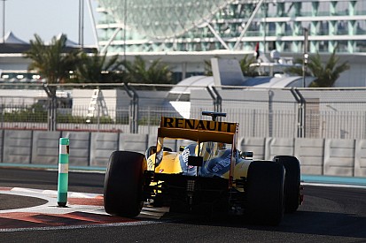 Renault completa l'acquisto della Lotus