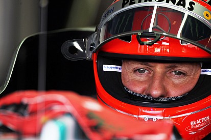 Schumacher qui marche à nouveau, une rumeur "irresponsable" et fausse