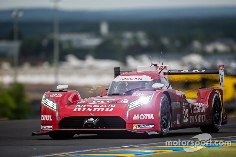 #22 Nissan Motorsports Nissan GT-R LM NISMO: Harry Tincknell, Alex Buncombe, Michael Krumm