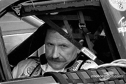 Vos moments marquants - 2001, le décès de Dale Earnhardt
