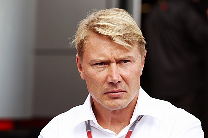 Hakkinen parts ways with long-time manager Coton