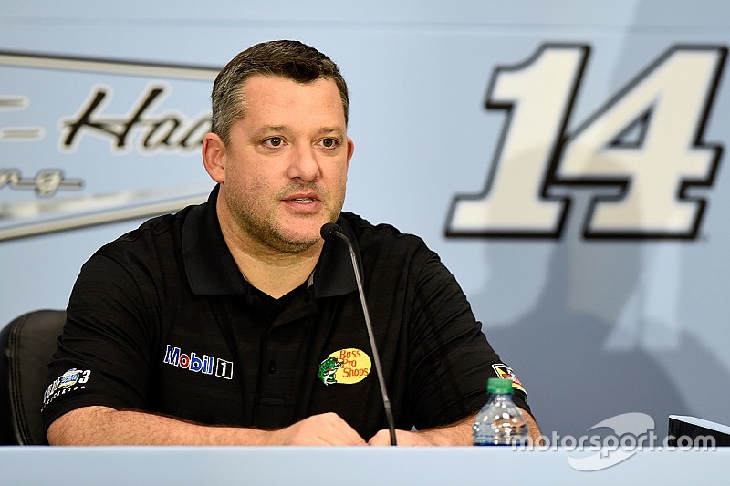 Top Stories of 2015; #11: Tony Stewart announces 2016 retirement plan