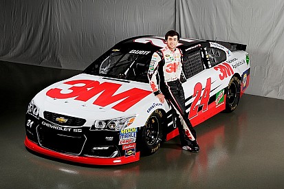2016 3M scheme unveiled for Chase Elliott's No. 24