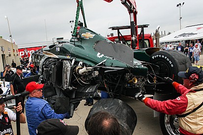 Top Stories of 2015; #7: Cars fly, Hinchcliffe cheats death in Month of May chaos