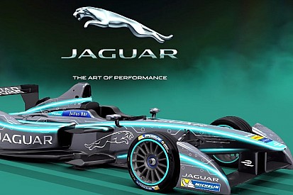 Video, così la F.E ha celebrato l'avvento Jaguar