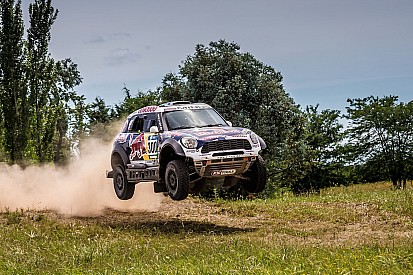Defending Dakar Rally champion returns in style