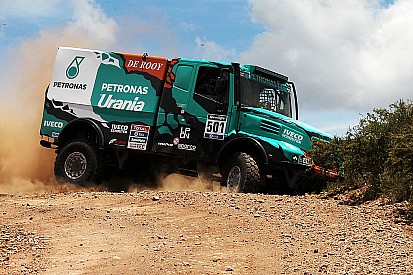 Dakar, Tappa 3: il meteo blocca la gara dei camion