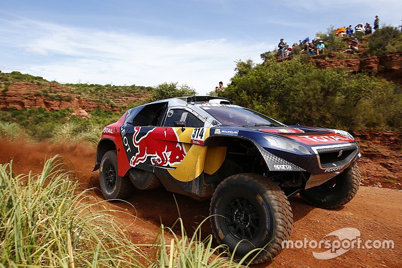 Loeb vence terceiro estágio e amplia liderança