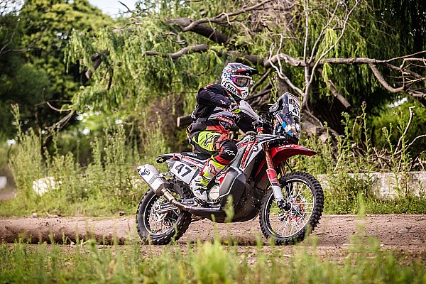 Kevin Benavides sigue sorprendiendo