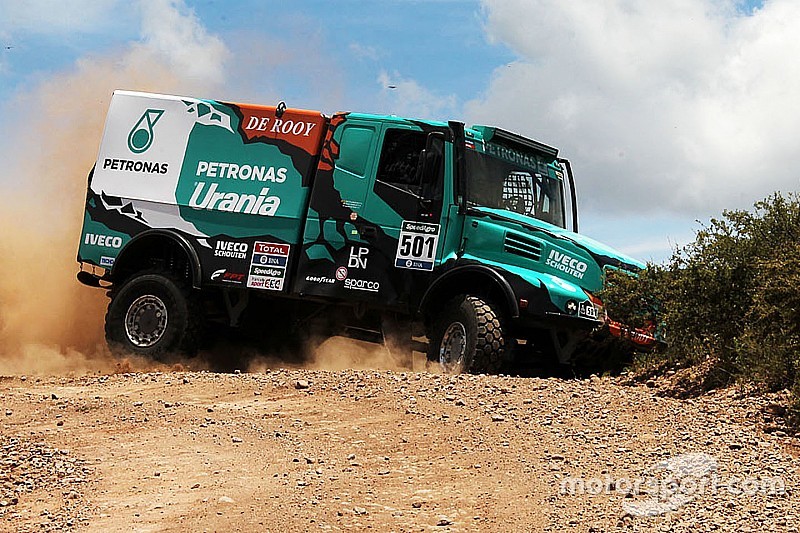 Dakar Trucks, Después de que De Rooy tomara la victoria, Versluis toma ventaja