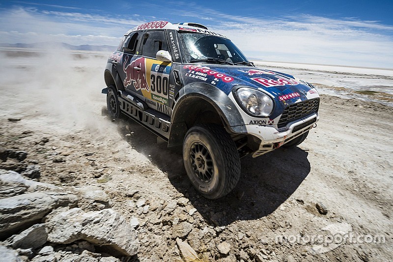 Two MINI ALL4 Racing in the top ten
