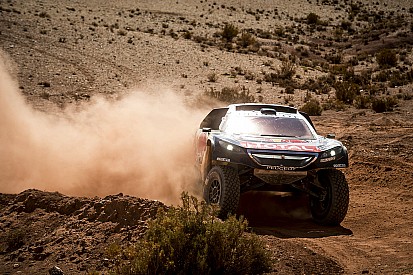Dakar, Auto, Tappa 7: vince Sainz, Loeb torna in testa