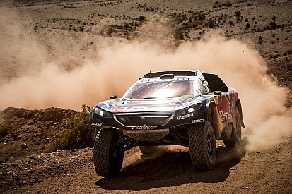 Dakar, Sainz: "Sono contento per la squadra"