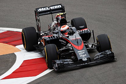 Boullier: McLaren cannot afford another dire season