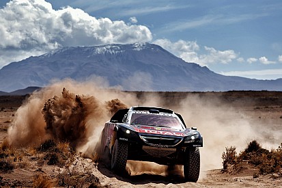Sainz: 'Al-Attiyah doet nog volop mee om eindzege Dakar'