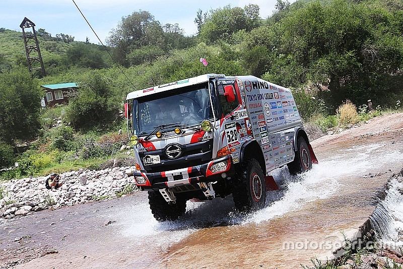 75 años de edad y sigue en Dakar 2016