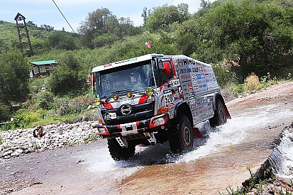 Dakar, Yoshimasa Sugawara: 75 anni e non sentirli