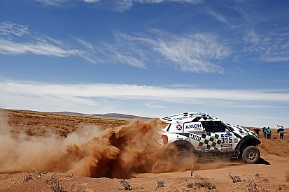 Hirvonen vence e Peterhansel mantém 40 minutos de vantagem