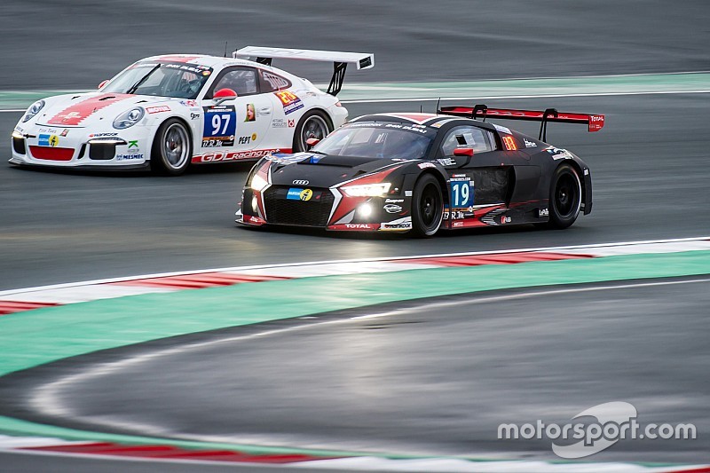 Audi bat Mercedes et remporte les 24 Heures de Dubai
