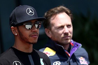 Horner diz: incentivei Mercedes a tirar Hamilton da McLaren