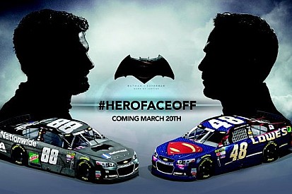 Equipe promove "Batman vs Superman" na NASCAR