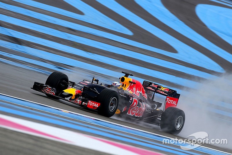 Ricciardo, el mejor en primer día de pruebas de Pirelli