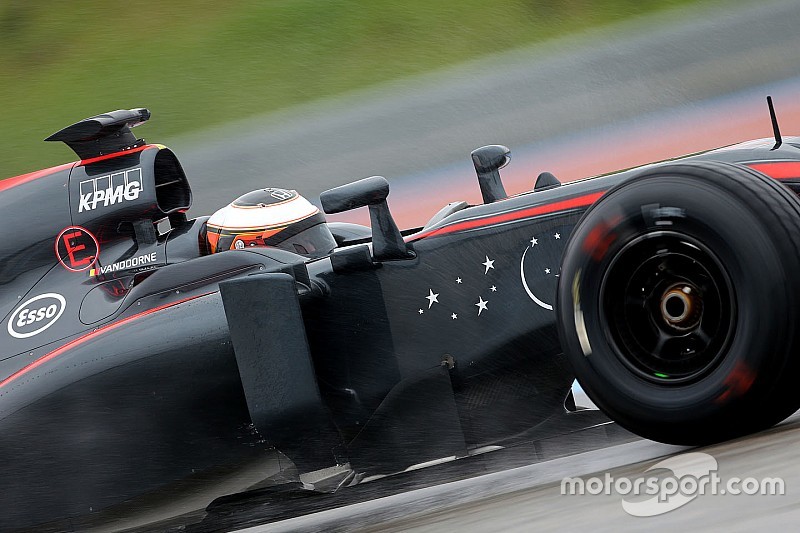 Vandoorne victime d'une "défaillance du moteur" Honda
