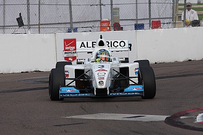 Neil Alberico firma con Carlin para la temporada 2016