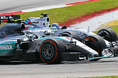Bruno Senna: "F1 não deveria aumentar pressão aerodinâmica"