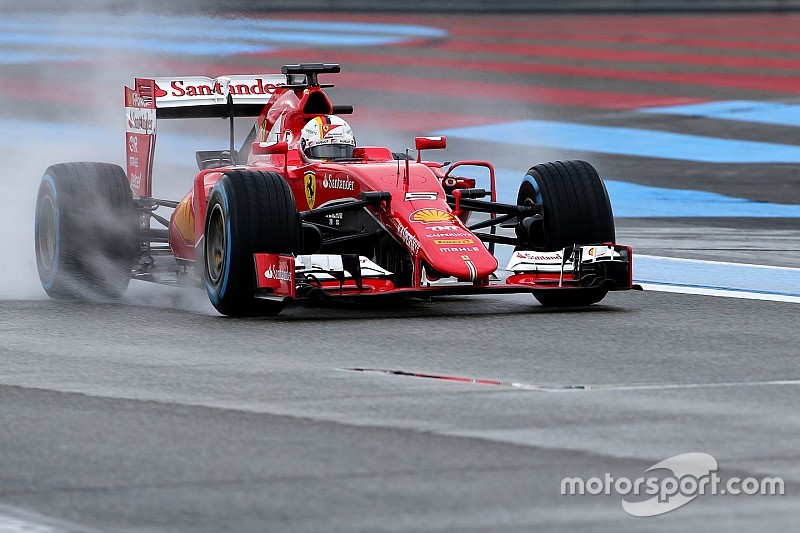 Vettel bovenaan op laatste dag regenbandentest