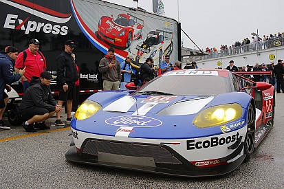 Daytona: primo acuto della Ford GT nelle Libere 2