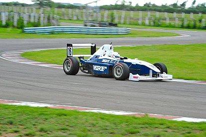 Tharani stays on top in second F1600 practice