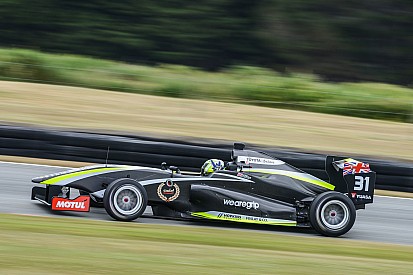 Hampton Downs TRS: Norris extends points lead with third win