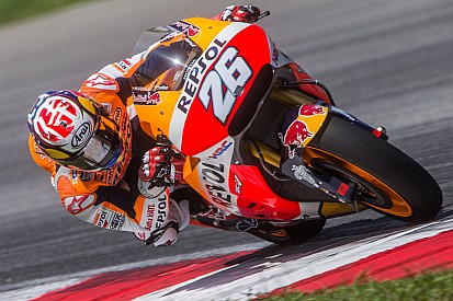 Pedrosa baalt: "Bijna geen grip aan de achterzijde"