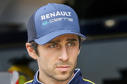 Prost targeting top three in Formula E points