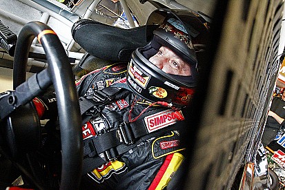 "Serious" back injury could put Stewart's final NASCAR season in jeopardy