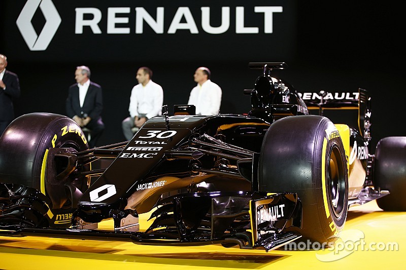 Renault: "Gepresenteerde RS16 is slechts showmodel"