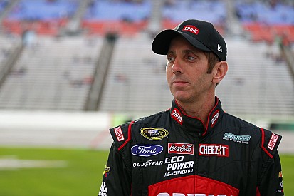 Greg Biffle: Stewart was in "a lot of pain" after sand buggy accident
