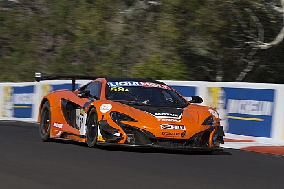 Bathurst 12 Hour: Van Gisbergen met record naar pole