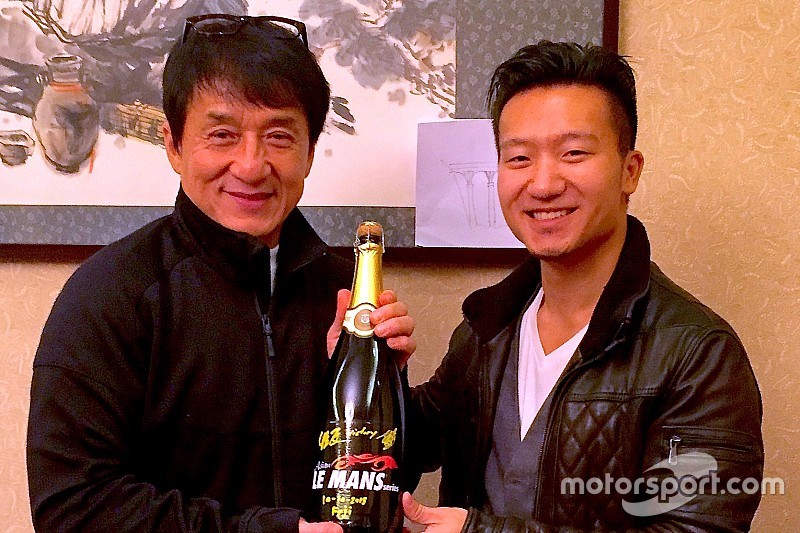 Jackie Chan présente son équipe pour Le Mans