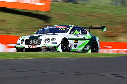 12h Bathurst: Fünf Marken kämpfen um den Sieg