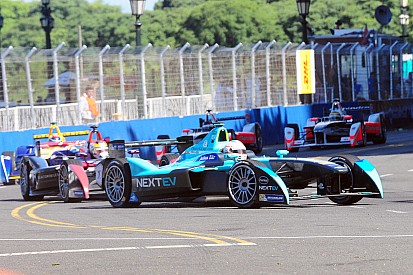 12º, Nelsinho lamenta safety car: "teria pontuado"